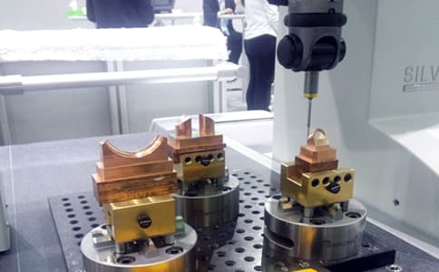 RFID載碼體讀碼器用于模具管理方案圖片