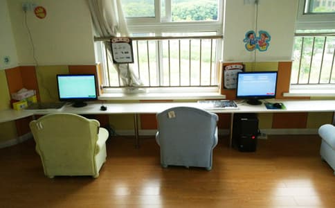 RFID應(yīng)用于自助借書臺