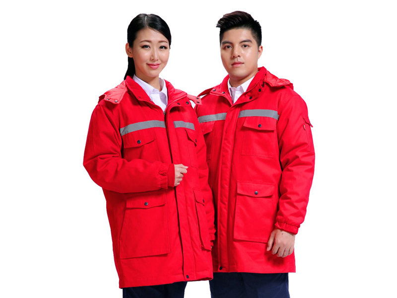 http://www.zbchihong.com 紅色工作服沖鋒衣展示